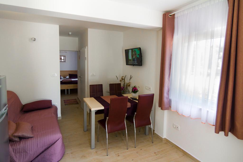 Apartments Sarc Rovinj Zimmer foto